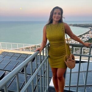 Meet your Posher, Melissa